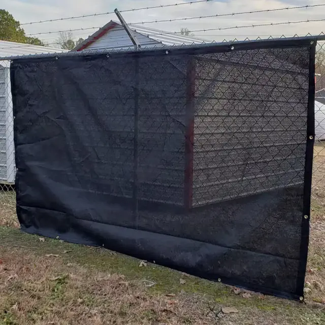 High Quality 6&prime; X 50&prime; Green Mesh Privacy Screen for Chain Link Fence.