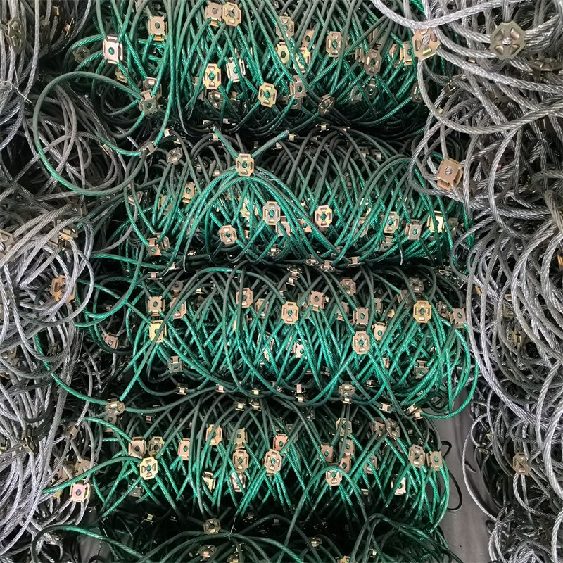 PVC Coated Wire Rope Net – 8mm Rope, 30×30cm Mesh